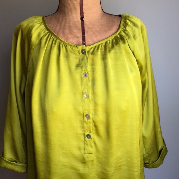 Relativity Silky Chartreuse Green Peasant Top 3/4 Sleeve - Picture 6 of 13